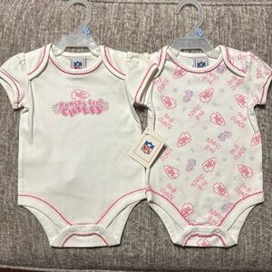 NWT Kansas City Chief Onesie 2 piece set Pink White Girl SZ 3-6 months